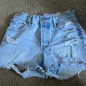 Levi’s Wedgie shorts